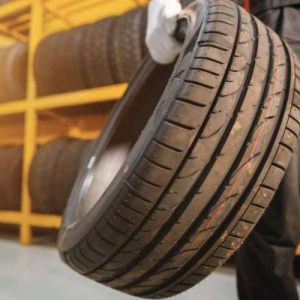 لاستیک پهن بهتر است یا معمولی؟